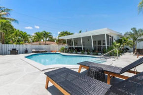 Seashell Walk To The Beach Comfy Beds Firepit Pool
